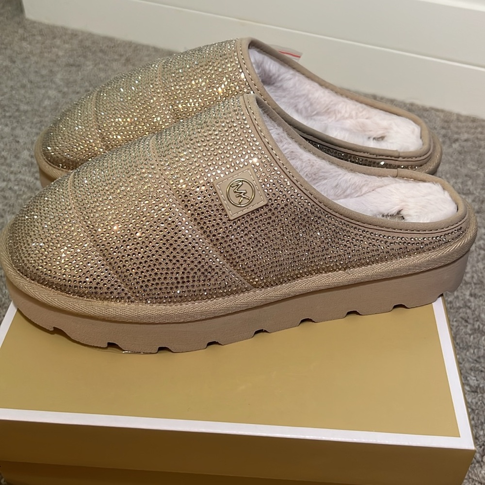 BNIB Michael Kors Women’s Winnie Slippers - Picture 9 of 11